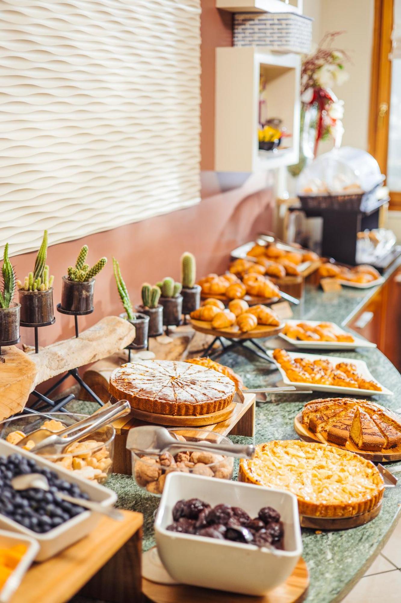 Hotel Careni Villa Italia 菲纳莱利古雷 外观 照片